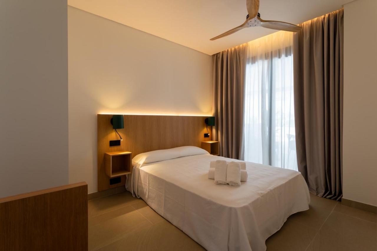 Hotel Apartamentos Hamus Conil De La Frontera Dış mekan fotoğraf