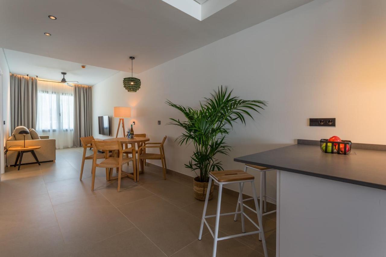Hotel Apartamentos Hamus Conil De La Frontera Dış mekan fotoğraf