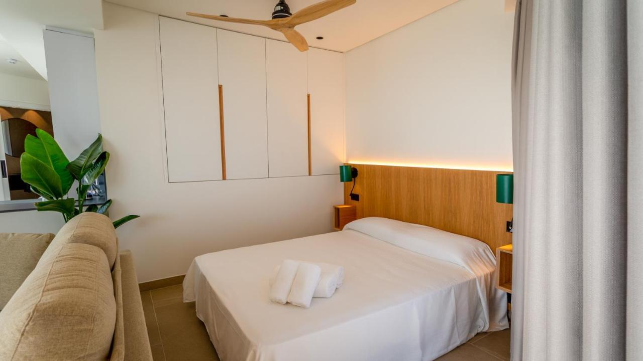 Hotel Apartamentos Hamus Conil De La Frontera Dış mekan fotoğraf