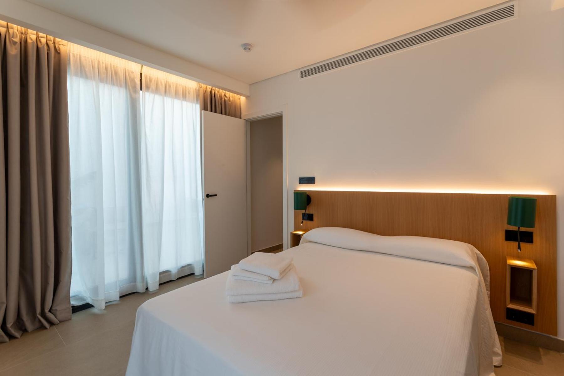 Hotel Apartamentos Hamus Conil De La Frontera Dış mekan fotoğraf